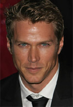 ������� �����  (Jason Lewis)