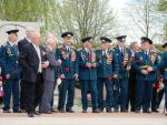 Смотреть?